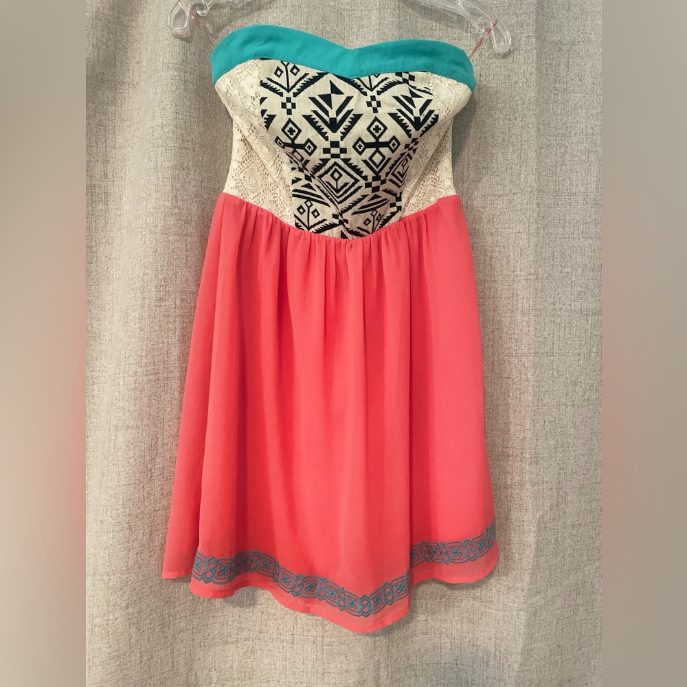 Flying Tomato Aztec Strapless Mini Dress | S